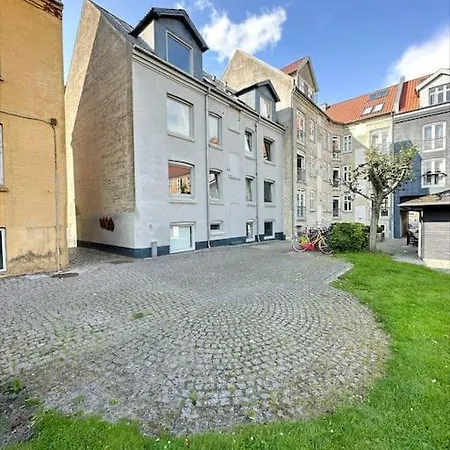 Appartement Modern For 6 In Center Aalborg