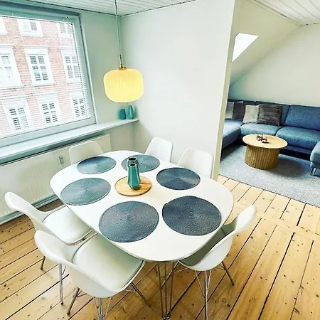 Modern For 6 In Center Aalborg