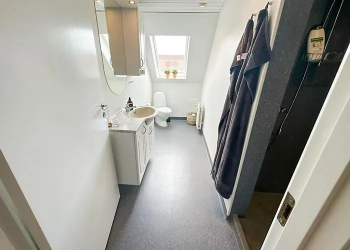 Modern For 6 In Center Lägenhet